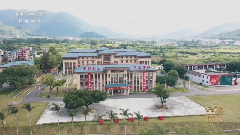 国防微视频-军歌嘹亮 《国防微视频-军歌嘹亮》 20231126 《我的青春在军营》