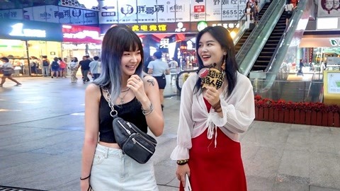 超级路人甲 现在男追女脸皮厚有用吗