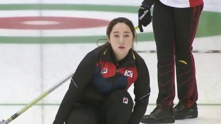 女子冰壶 中国队6-8韩国队 遭遇首败