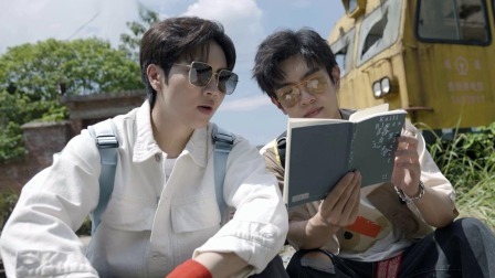 秦奋在线学习苗语发音，佩瑶触及凯里诗和远方