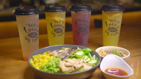 觅食迹 原来你是这样的小龙虾！