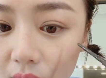 综艺吃瓜社 最敷衍美妆博主马思纯