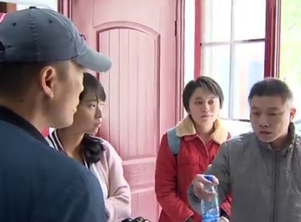 寻情记 母女家中八把锁 锁住了谁的心