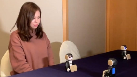 相亲双方不说话，全由机器人代劳