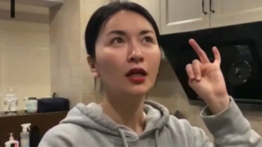 X诊所. 抗击疫情特别节目 我们一起等春来