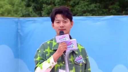 男生女生向前冲 2025 孙美君付月红组团闯关，成功登顶高台赢走大礼包