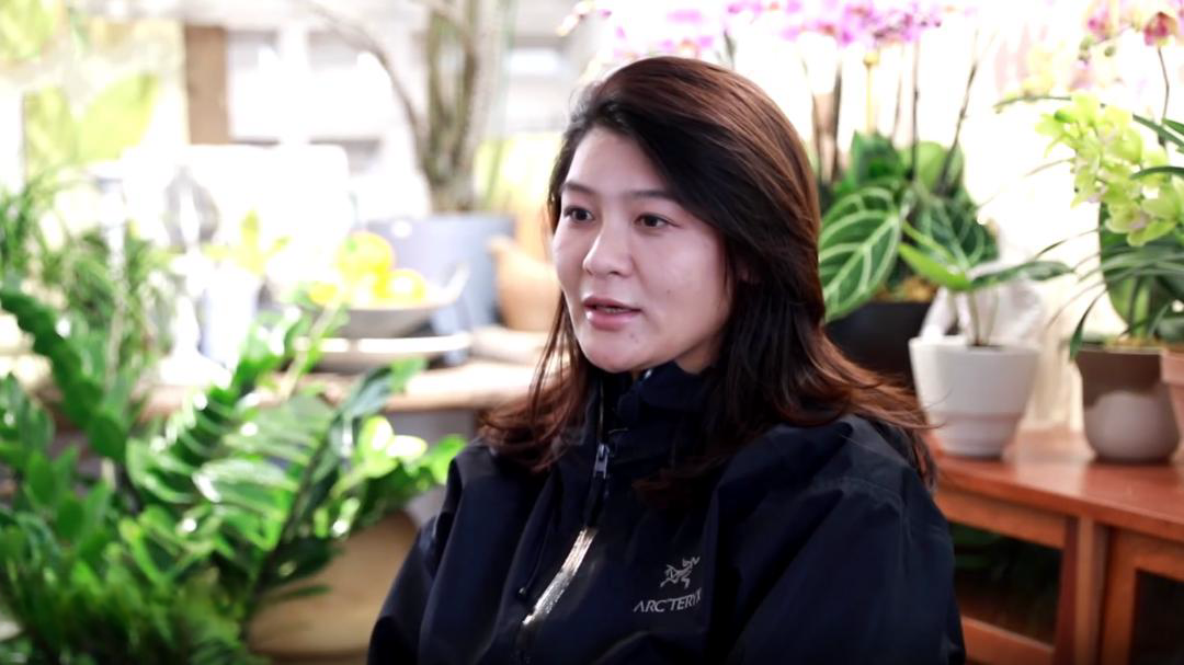社会传真 青春小店里的“追光者”