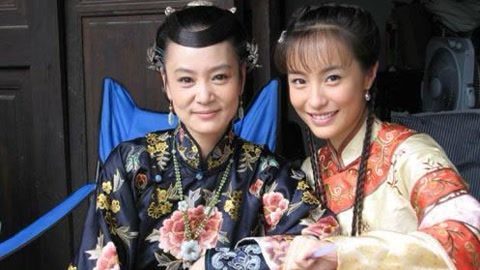 爱罗说书解读金瓶梅 一对情敌变成母女