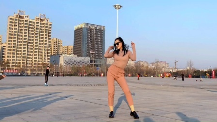 青青世界广场舞 网红舞《醉倾城DJ》青青世界广场舞