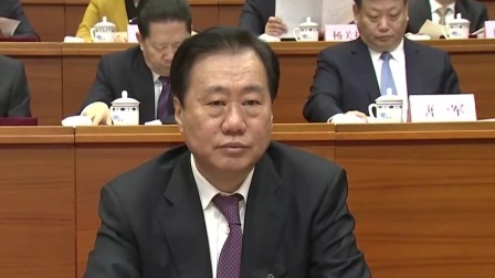 第一时间 堵住楼道出口，业主停车不当被贴“猪”字条