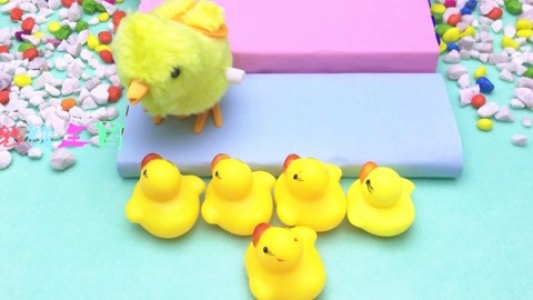 月采亲子游戏益智玩具 小黄鸭学走路 加油