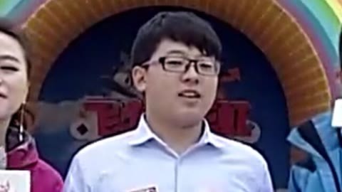 飞跃彩虹第二季 大四学生奋勇闯关 轻松得美玉