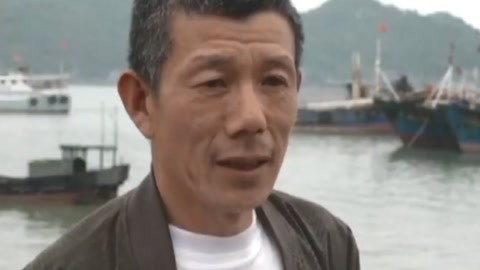 经典传奇 渔民发现神秘发光小岛  土坑冒出甜味淡水