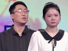 女友很听男闺蜜的话 动手打自己男朋友