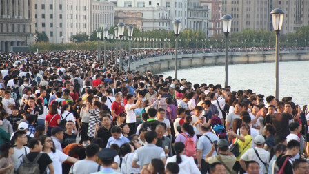 如果地球上只剩下一千万人，会发生什么事情呢？