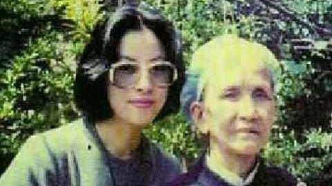 经典传奇 双枪女匪首传奇