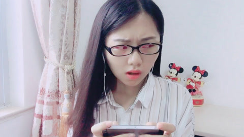 粤讲越好玩 大神小白一起玩刺激战场搞笑