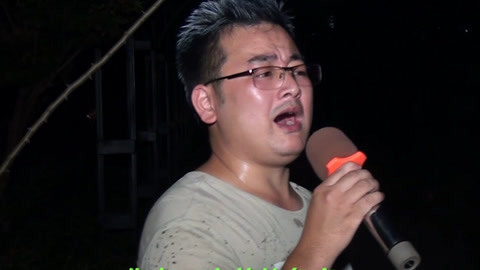 唱罢吹灯 打工小伙深情演唱《卓玛》好嗓音简直了