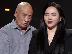 女儿因车祸高位截瘫 父亲过度操劳双目近乎失明