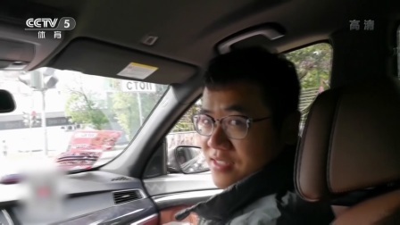 秀翻世界杯 曾侃揭秘战斗民族的航班
