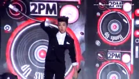 2PM Hands Up-Dream Concert 主佑荣 饭拍版 12/05/12-2PM