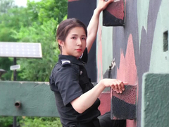 坚盾守卫：生死一瞬间 特警显神威