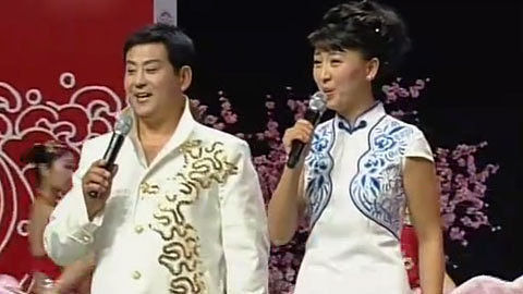 好戏登场 转坛皇后闫学晶 与搭档《十对花》