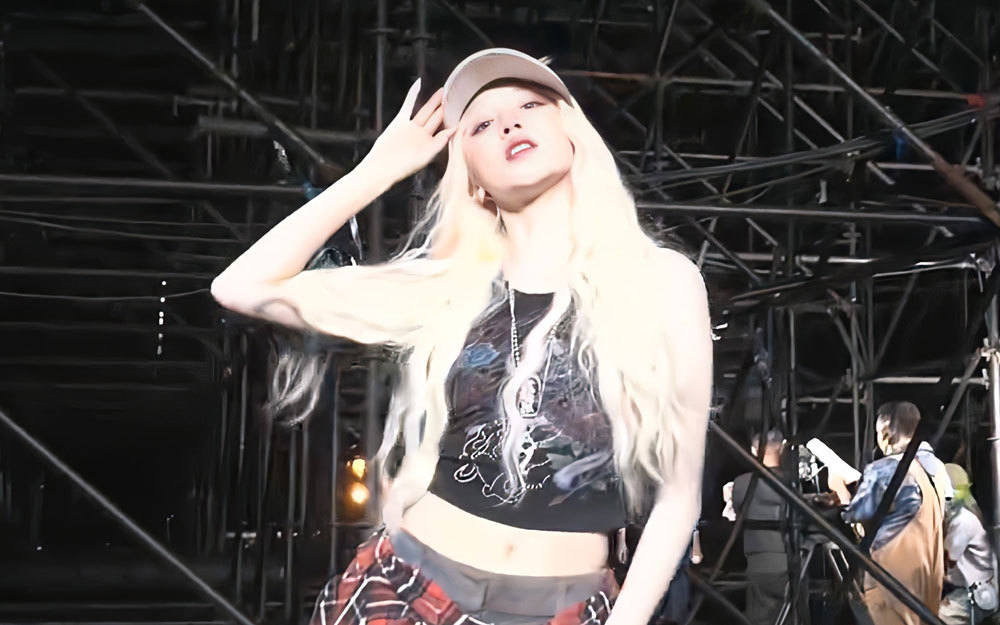 宋雨琦惊喜随舞《TOMBOY》