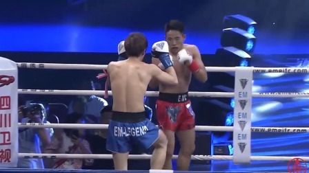 日本选手赛前吹嘘，称能一局KO对方，被大凉山小伙一拳捶倒