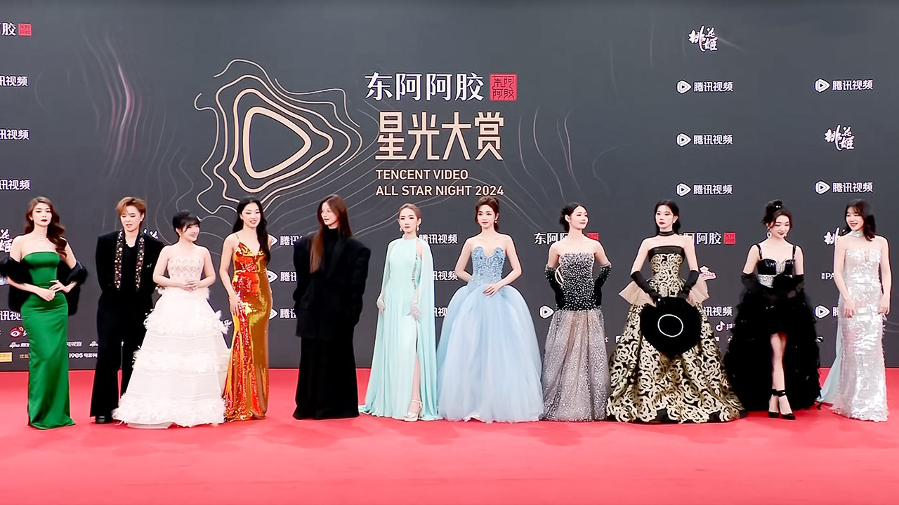 星光红毯（上）：火箭少女101合体回忆杀