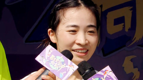 男生女生向前冲第16季 母子携手闯关遗憾落水 玉兰新赛道首位登顶