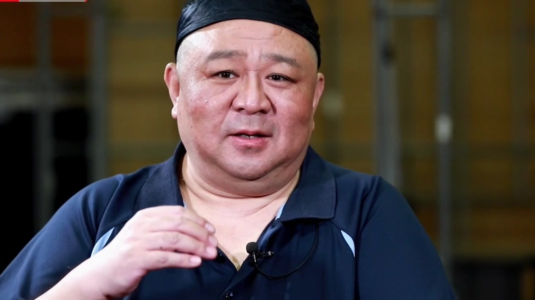 影视圈里的演技派——梁冠华