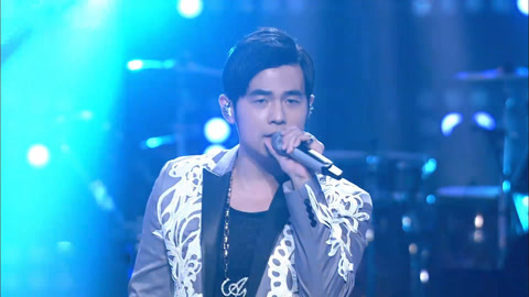 新赛制导师对战开场 “英伦联盟”变对家激烈厮杀