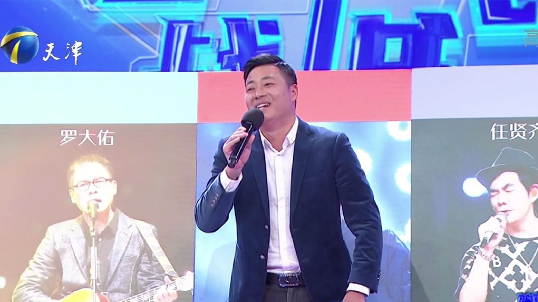 跨时代战书 模仿达人男女互换演绎《铁血丹心》