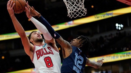 NBA季前赛-拉文31+6+6 杰克逊29+7 公牛击败灰熊