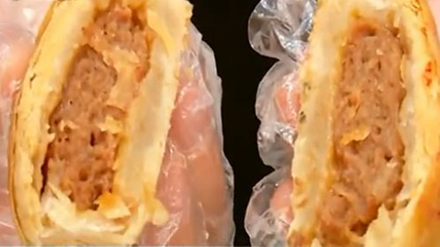 人气美食 鲜肉月饼怀旧牌 虾仁蛋黄玩创新