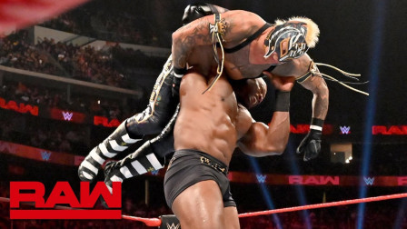 WWE RAW 2019 【RAW 07/08】巴比莱斯利暴虐神秘人雷尔，警告人间怪兽下一个就是他