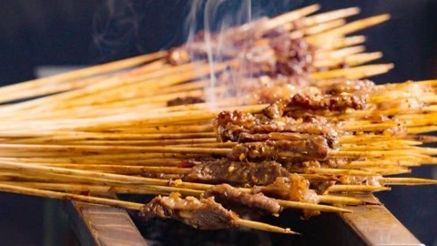 一席演讲 向平凡的生活致敬