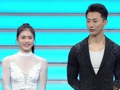 非你莫属2023 春晚杂技高手现场表演 自称抛接项目无可比拟
