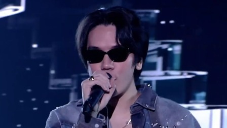 金蛇“乐”动共团圆 中泰友好共发展