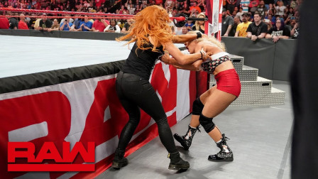 WWE RAW 2019 【RAW 05/06】莱西目中无人 女汉子拳脚教育