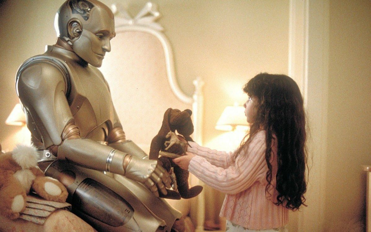 5《机器管家》,机器人管家羡慕人类的生活,用了200年进化终获人类认可