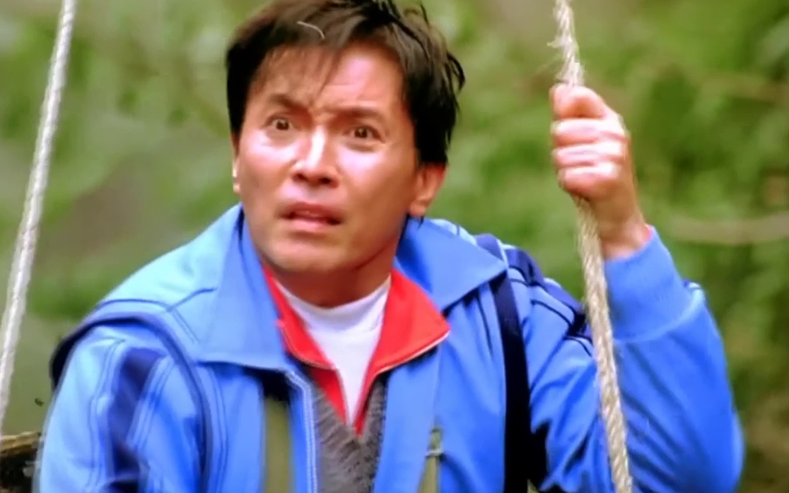 《自娱自乐》尊龙米继红高空吊篮拍摄全程表情包