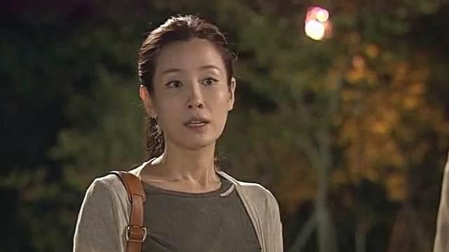 王家一家人:李泰兰在路上遇到姐夫,姐夫吞吞吐吐,是遇到?