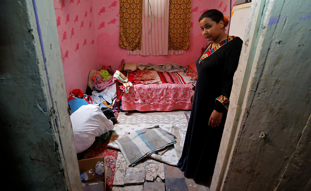 埃及首都危房触目惊心 政府致力贫民窟居民安置