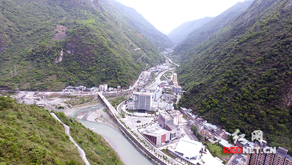 浴火重生的雅安市宝兴县新县城