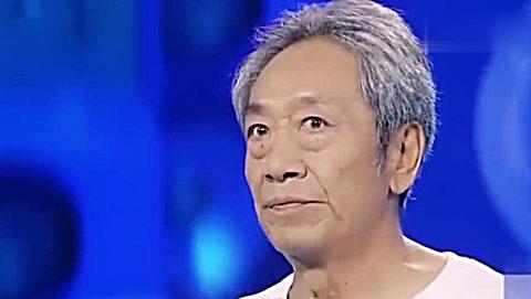 國家一級演員72歲王奎榮與小37歲妻子近照曝光, 沒想到居然是她!