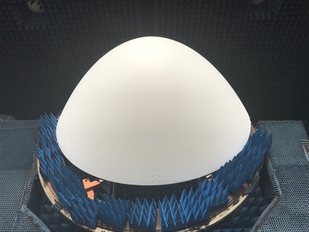 c919飞机雷达罩是位于山东济南的中航工业特种材料研究所研制的,具有