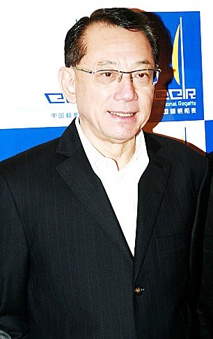 杨受成