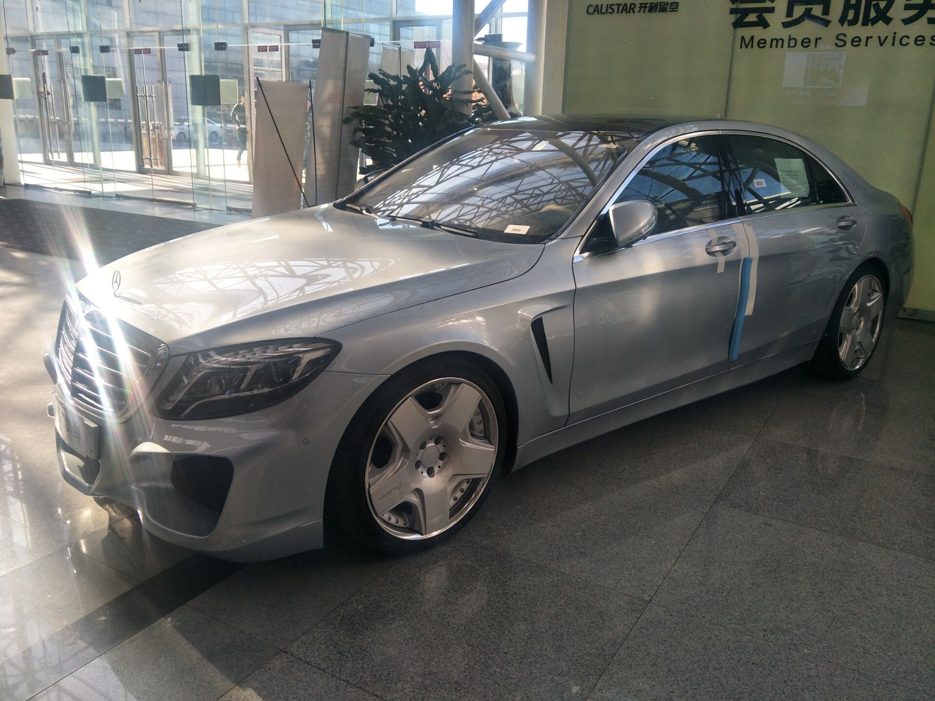 奔驰劳伦士s45新现车 顶级改装打造经典